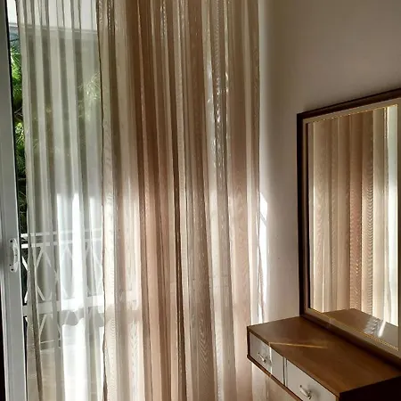 Roni Apartment Durrës